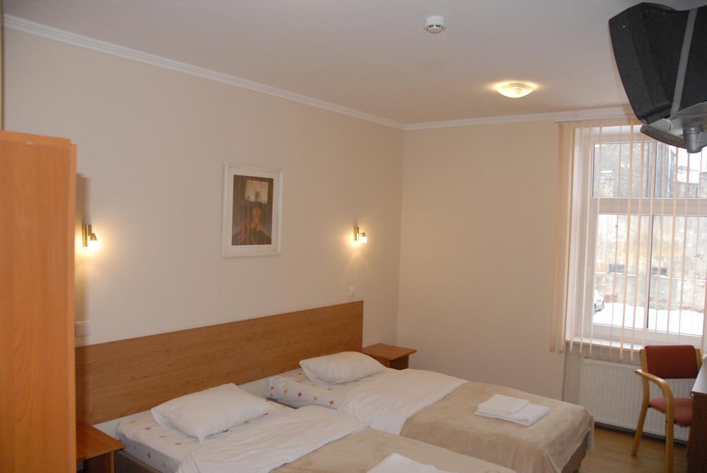 Knights Court Hotel Riga Exterior photo